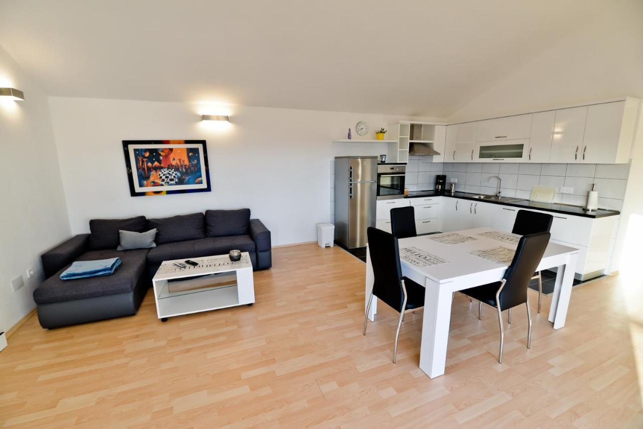 Apartmani Vidikovac Dokoza Zadar Ngoại thất bức ảnh
